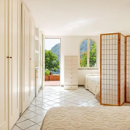 In - Beautiful In With 5 Bedrooms * 卡普里